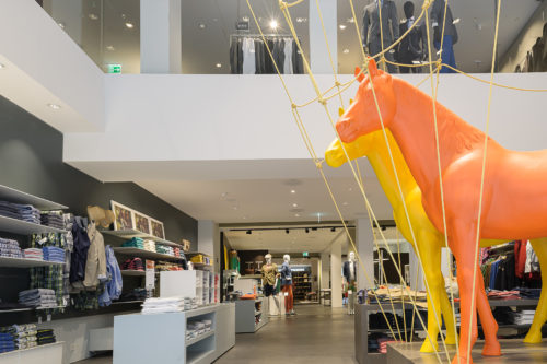 Globus Hommes Photo 2 a-rr.