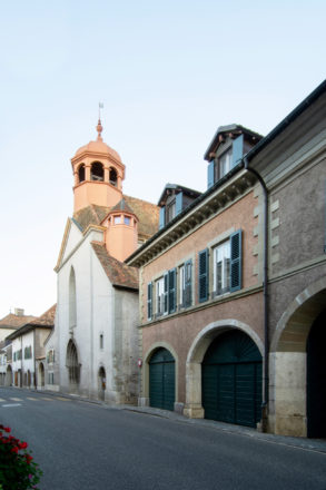Temple 2 Vue Latérale a-rr.